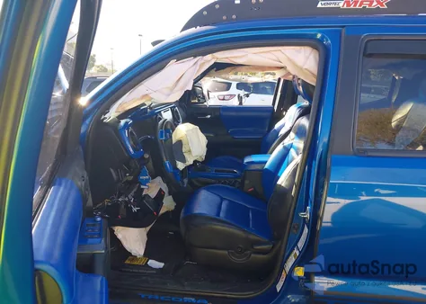 2018 Toyota Tacoma Trd Sport из США, поврежденный, VIN 3TMAZ5CN0JM072961